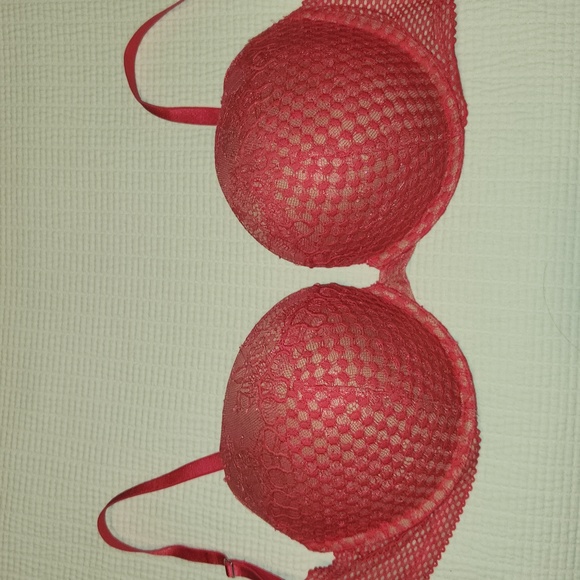 Victoria's Secret Other - Victoria's Secret Very Sexy push-up bra, 36DDD, red